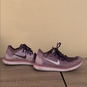 Nike run natural free and flexible